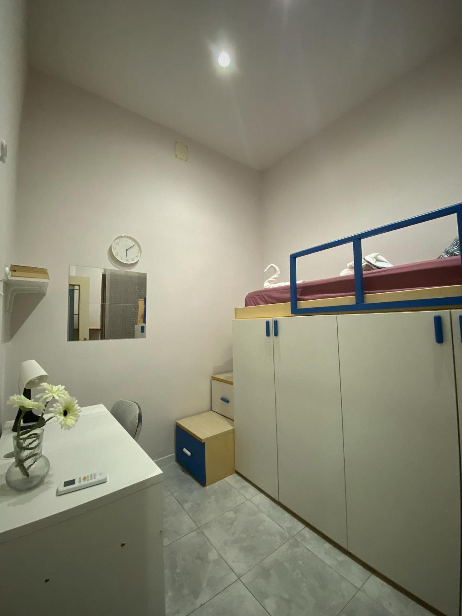 La Casa Al Centro " Vicino Al Centro Storico Di Napoli" Nápoles Exterior foto