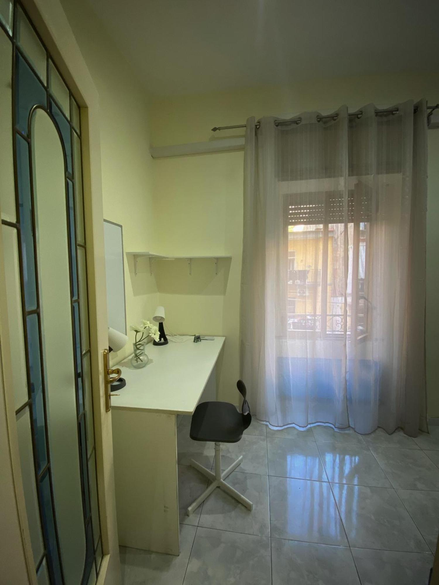 La Casa Al Centro " Vicino Al Centro Storico Di Napoli" Nápoles Exterior foto